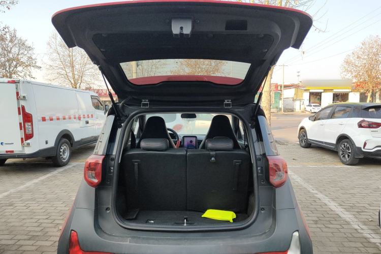 Used Chery Little Ant 2022 Sweet Pink Edition Half-Sugar Version 3-Cell Lithium 30kW 301km Trunk