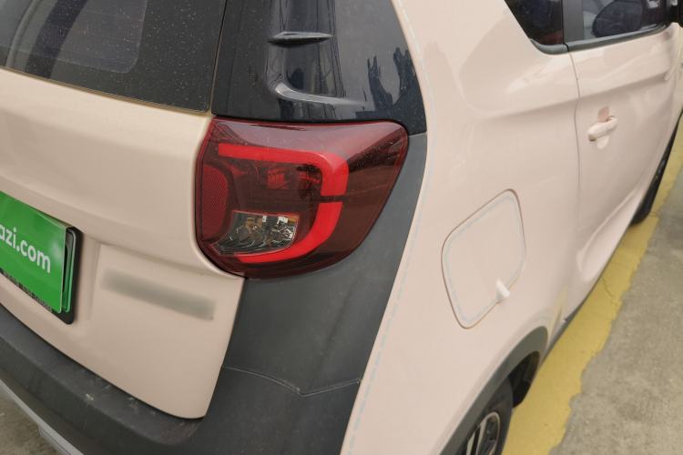 Used Chery Little Ant 2022 Revised Version Sweet Pink Edition Half-Sugar Version Lithium Iron Phosphate 30.7 kWh 30 kW 301 km Right Rear Taillight