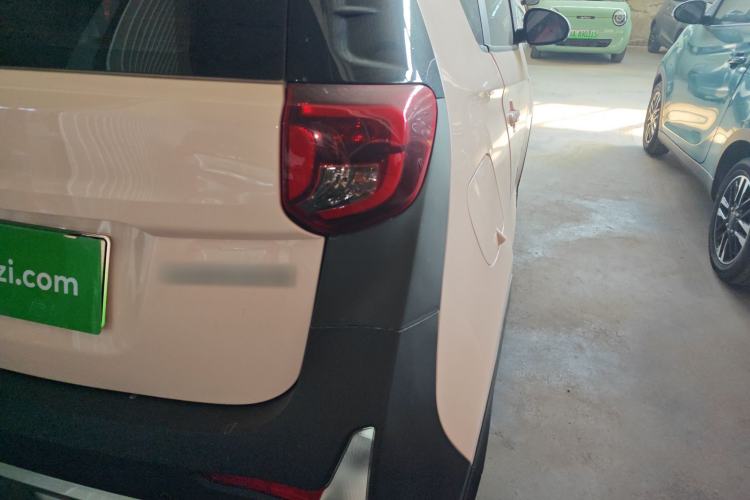 Used Chery Little Ant 2022 Sweet Pink Edition Half-Sugar Version Lithium Iron Phosphate 30 kW 301 km Right Rear Taillight