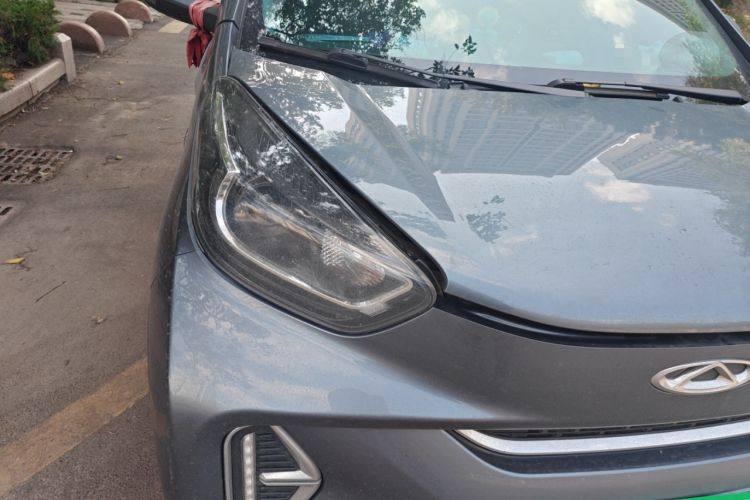 Used Chery Little Ant 2022 Revised Version Sweet Pink Edition Half-Sugar Version Lithium Iron Phosphate 30.7 kWh 30 kW 301 km Right Front Headlight