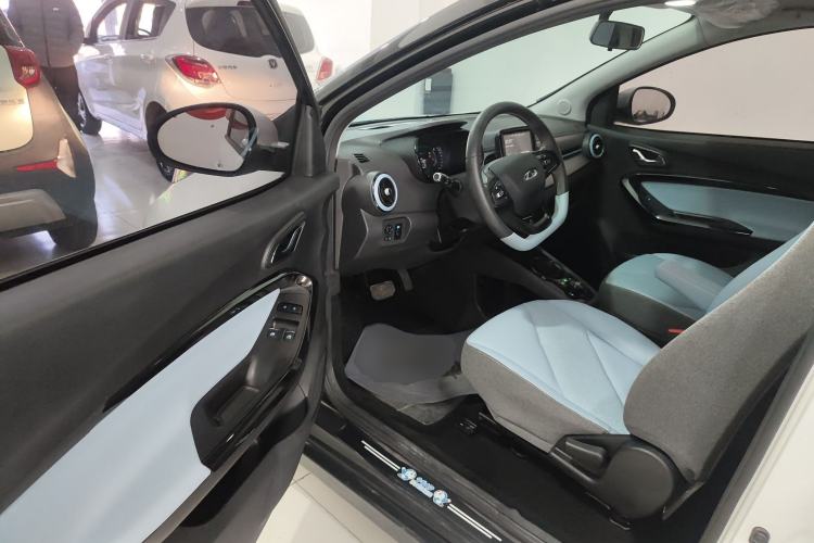 Used Chery Little Ant 2022 Restyled Version Sweet Pink Edition Half-Sugar Version 28.8 kWh 30 kW 301 km Driver Seat