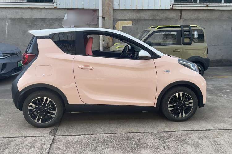 Used Chery Little Ant 2022 Restyled Version Sweet Pink Edition Half-Sugar Version 30.6 kWh 30 kW 301 km Exterior 2