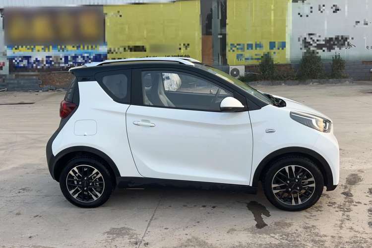 Used Chery Little Ant 2022 Updated Version Sweet Pink Edition Full Sugar Version Lithium Iron Phosphate 30.7 kWh 30 kW 301 km Exterior 2