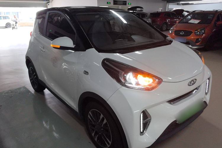 Used Chery Little Ant 2022 Sweet Pink Edition Full-Sugar Version Lithium Iron Phosphate 30 kW 301 km Exterior 2