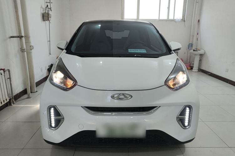 Used Chery Little Ant 2022 Restyled Version Sweet Pink Edition Half-Sugar Version 28.8 kWh 30 kW 301 km Front