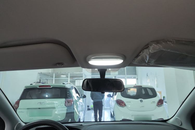 Used Chery Little Ant 2022 Restyled Version Sweet Pink Edition Half-Sugar Version 28.8 kWh 30 kW 301 km Headliner
