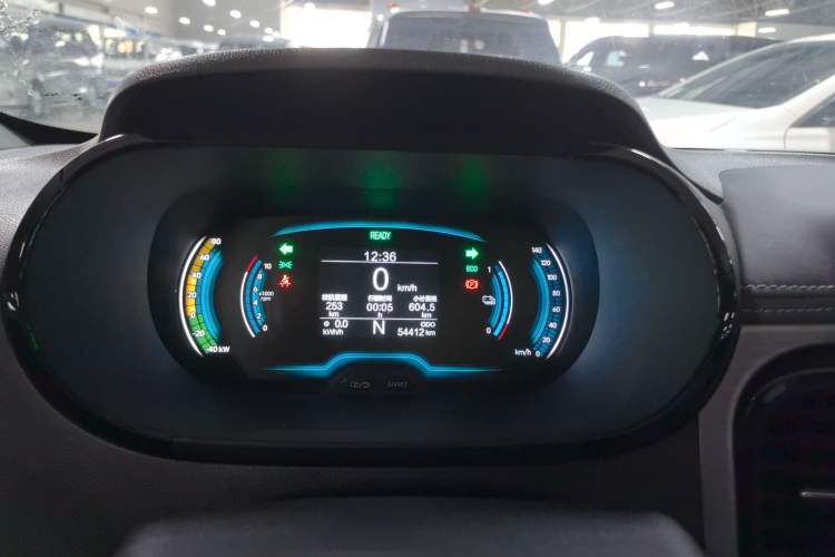 Used Chery Little Ant 2022 Sweet Pink Edition Full-Sugar Version Lithium Iron Phosphate 30 kW 301 km Instrument Cluster