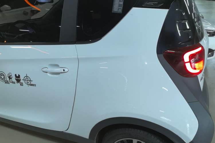 Used Chery Little Ant 2022 Sweet Pink Edition Full-Sugar Version Lithium Iron Phosphate 30 kW 301 km Interior 8
