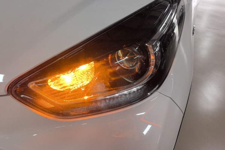 Used Chery Little Ant 2022 Sweet Pink Edition Full-Sugar Version Lithium Iron Phosphate 30 kW 301 km Left Front Headlight