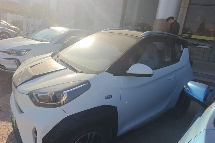 Used Chery Little Ant 2022 Sweet Pink Edition Full-Sugar Version 3-Cell Lithium 30kW 301km Left Side