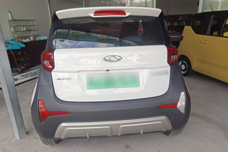 Used Chery Little Ant 2022 Restyled Version Sweet Pink Edition Half-Sugar Version 28.8 kWh 30 kW 301 km Rear