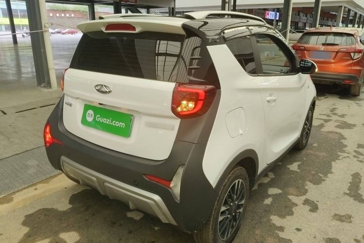 Used Chery Little Ant 2022 Updated Version Sweet Pink Edition Full-Sugar Version 30.6 kWh 30 kW 301 km Rear Right 45 Deg