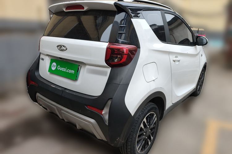 Used Chery Little Ant 2022 Updated Version Sweet Pink Edition Full-Sugar Version 30.6 kWh 30 kW 301 km Rear Right 45 Deg