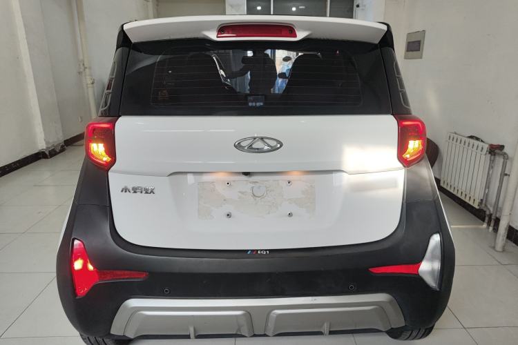 Used Chery Little Ant 2022 Restyled Version Sweet Pink Edition Half-Sugar Version 28.8 kWh 30 kW 301 km Rear