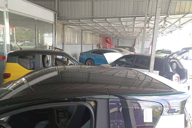Used Chery Little Ant 2022 Restyled Version Sweet Pink Edition Half-Sugar Version 28.8 kWh 30 kW 301 km Roof