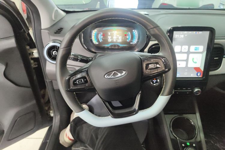 Used Chery Little Ant 2022 Restyled Version Sweet Pink Edition Half-Sugar Version 28.8 kWh 30 kW 301 km Steering Wheel