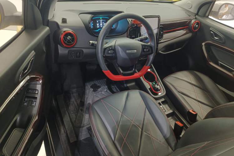 Used Chery Little Ant 2022 Sweet Pink Edition Half-Sugar Version Lithium Iron Phosphate 30 kW 301 km Driver Seat