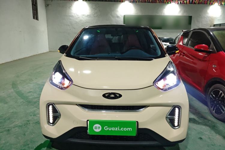 Used Chery Little Ant 2022 Revised Version Sweet Pink Edition Half-Sugar Version Lithium Iron Phosphate 30.7 kWh 30 kW 301 km Front