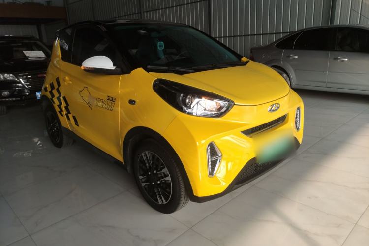 Used Chery Little Ant 2022 Sweet Pink Edition Half-Sugar Version 3-Cell Lithium 30kW 301km Front Right 45 Deg