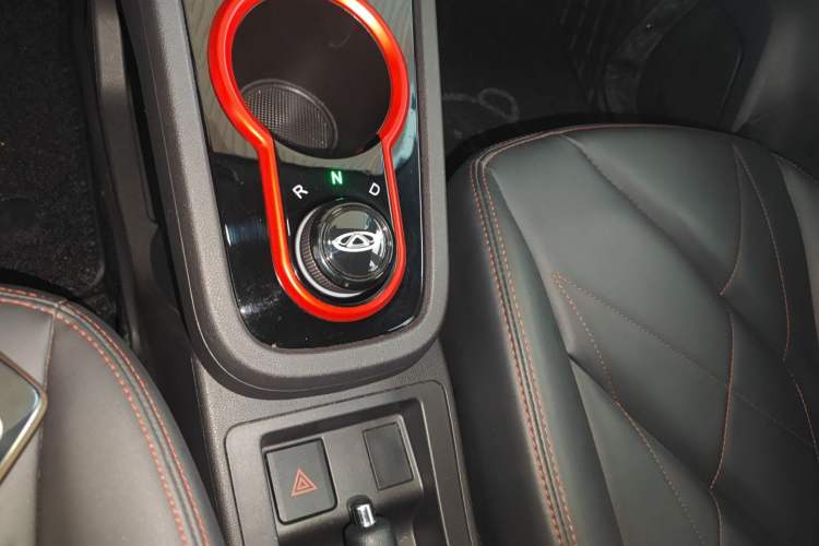 Used Chery Little Ant 2022 Revised Version Sweet Pink Edition Low-Sugar Version 30.6 kWh 30 kW 301 km Gear Lever