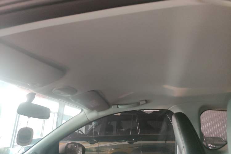 Used Chery Little Ant 2022 Sweet Pink Edition Half-Sugar Version 3-Cell Lithium 30kW 301km Headliner