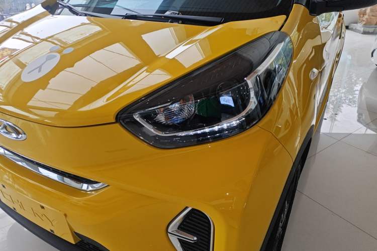 Used Chery Little Ant 2022 Revised Version Sweet Pink Edition Low-Sugar Version 30.6 kWh 30 kW 301 km Left Front Headlight