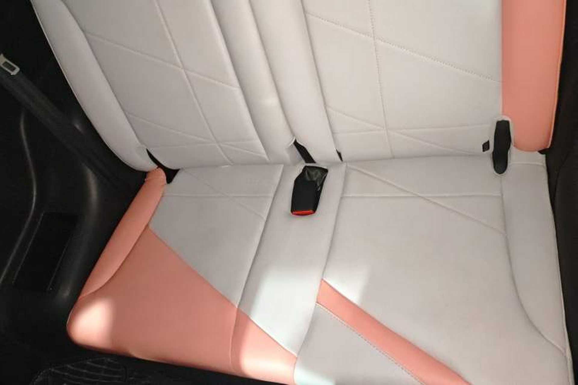 Used Chery Little Ant 2022 Revised Version Sweet Pink Edition Half-Sugar Version Lithium Iron Phosphate 30.7 kWh 30 kW 301 km Left Rear Seat