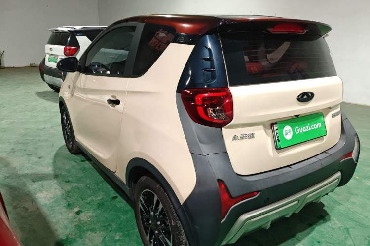 Used Chery Little Ant 2022 Revised Version Sweet Pink Edition Half-Sugar Version Lithium Iron Phosphate 30.7 kWh 30 kW 301 km Rear Left 45 Deg