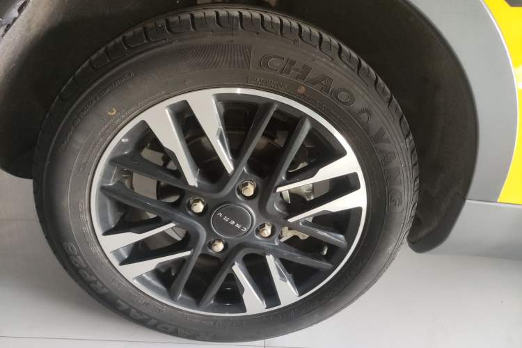 Used Chery Little Ant 2022 Sweet Pink Edition Half-Sugar Version 3-Cell Lithium 30kW 301km Right Rear Wheel Hub