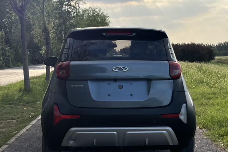 Used Chery Little Ant 2023 301km True Love Plus Version Lithium Iron Phosphate Exterior 6