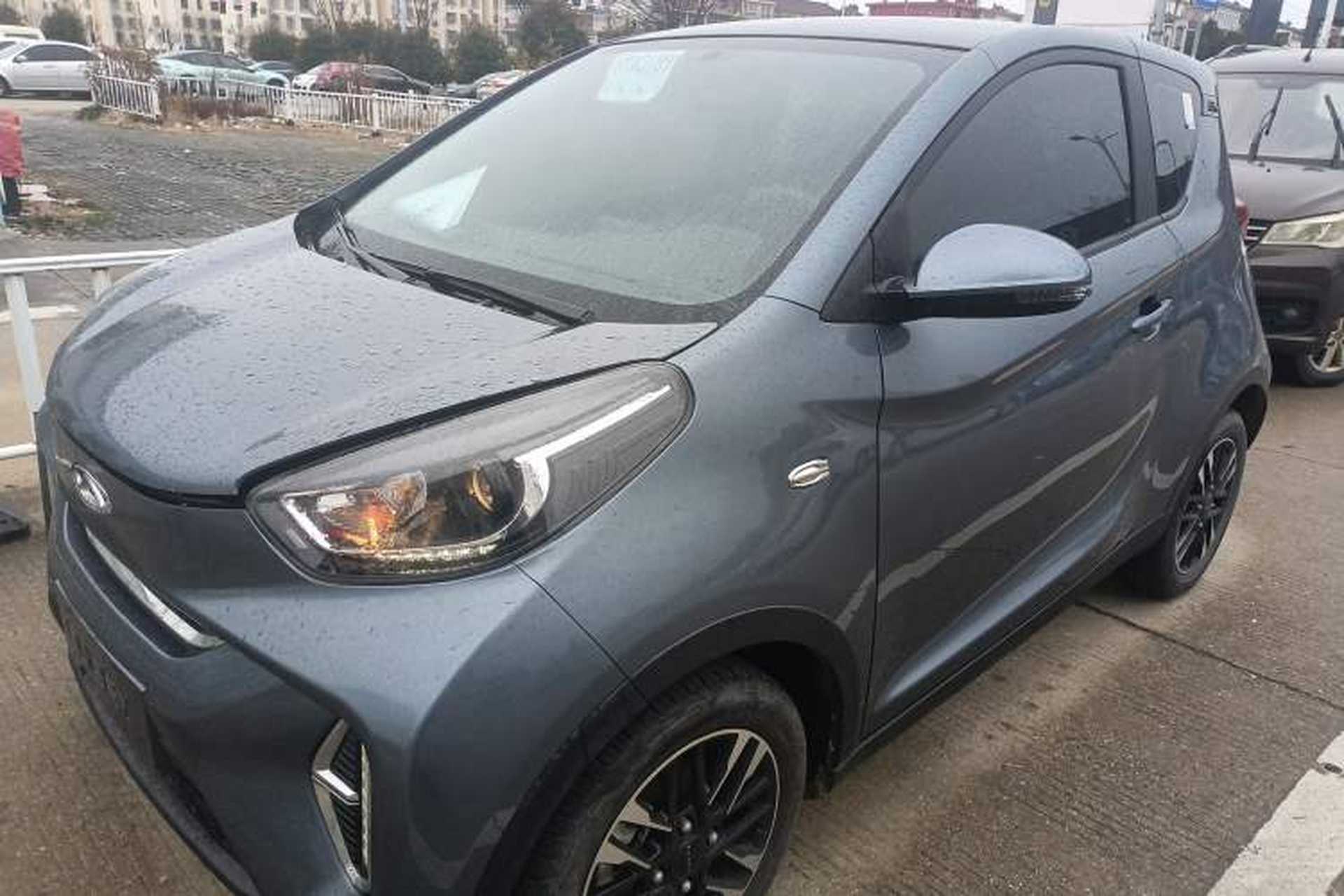 Used Chery Little Ant 2023 Updated Version 251 km Love Edition Lithium Iron Phosphate Front Left 45 Deg
