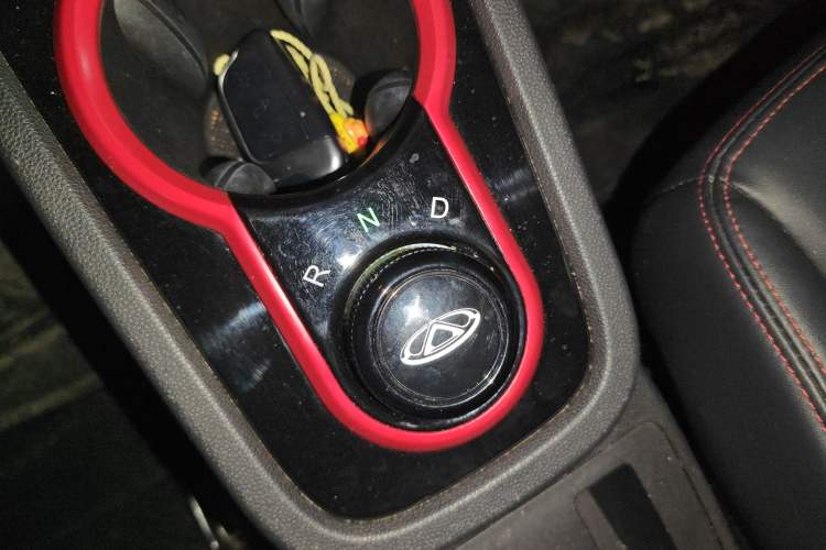 Used Chery Little Ant 2023 251km True Love Edition Lithium Iron Phosphate Gear Lever