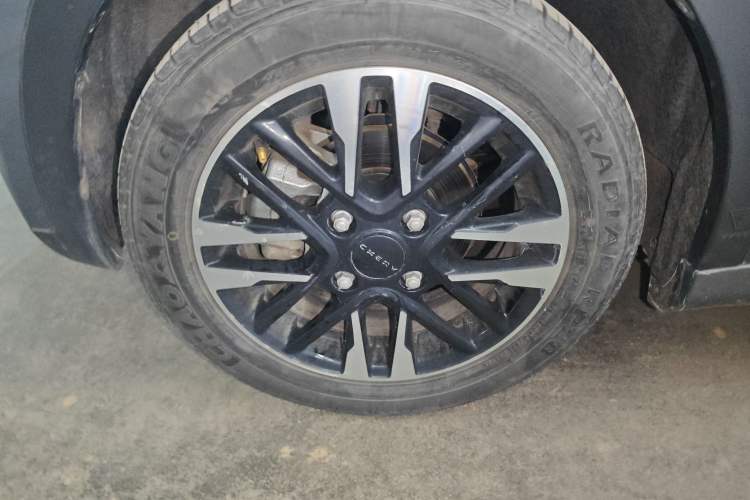 Used Chery Little Ant 2023 251km True Love Edition Lithium Iron Phosphate Left Front Wheel Hub