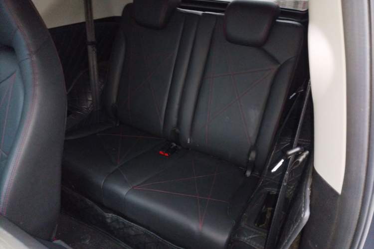 Used Chery Little Ant 2023 251km True Love Edition Lithium Iron Phosphate Left Rear Seat