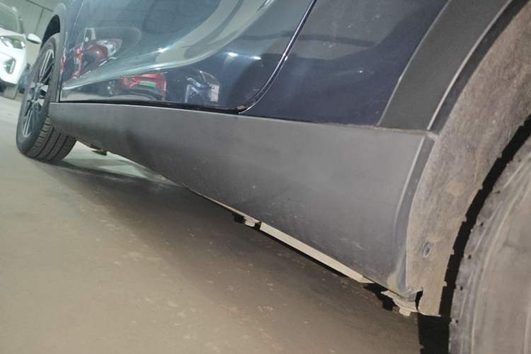 Used Chery Little Ant 2023 251km True Love Edition Lithium Iron Phosphate Left Side Sill