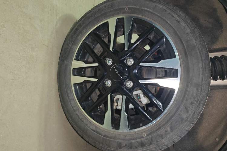 Used Chery Little Ant 2023 251km True Love Edition Lithium Iron Phosphate Right Rear Wheel Hub