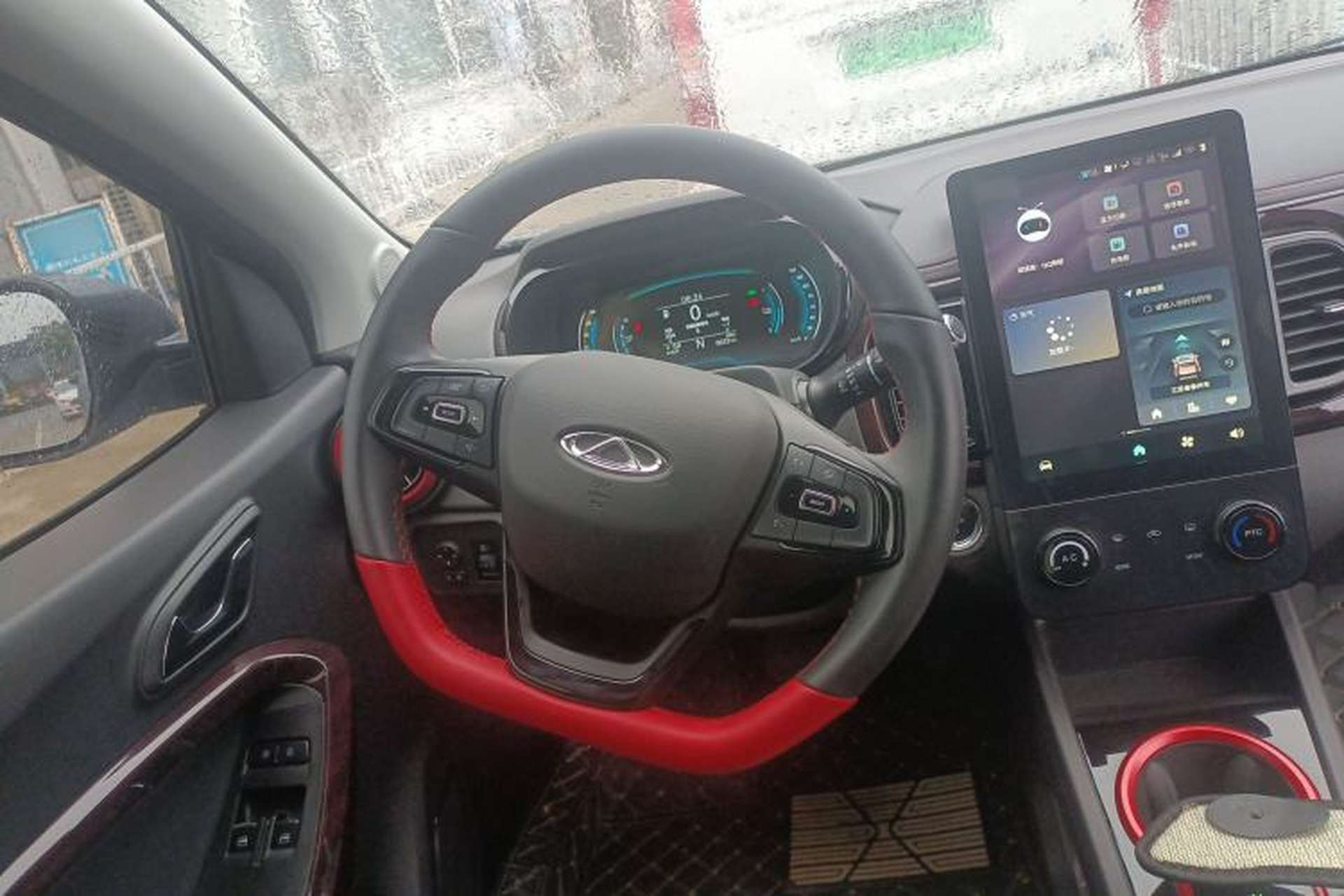 Used Chery Little Ant 2023 Updated Version 251 km Love Edition Lithium Iron Phosphate Steering Wheel