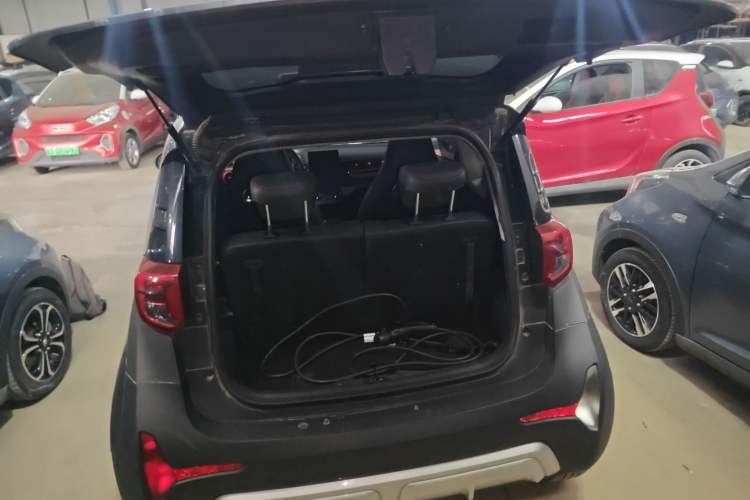 Used Chery Little Ant 2023 251km True Love Edition Lithium Iron Phosphate Trunk