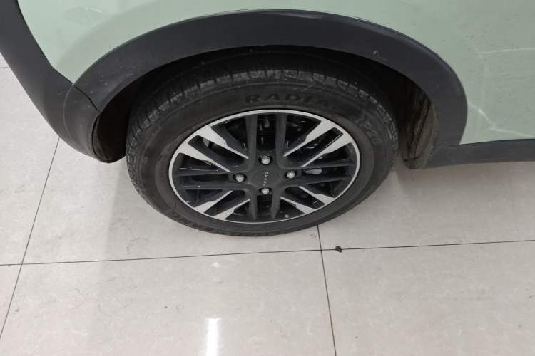 Used Chery Little Ant 2023 301km True Love Plus Version Lithium Iron Phosphate Right Rear Wheel Hub