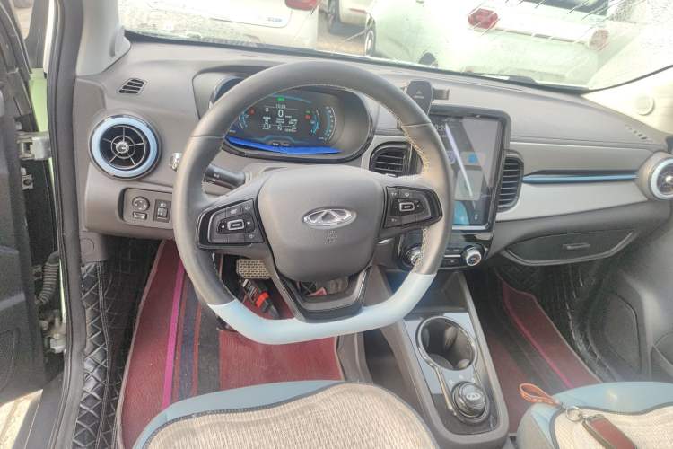 Used Chery Little Ant 2023 Updated Version 251 km Love Edition Lithium Iron Phosphate Steering Wheel