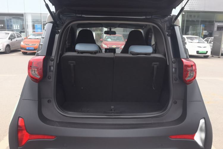 Used Chery Little Ant 2023 251km True Love Edition Lithium Iron Phosphate Trunk