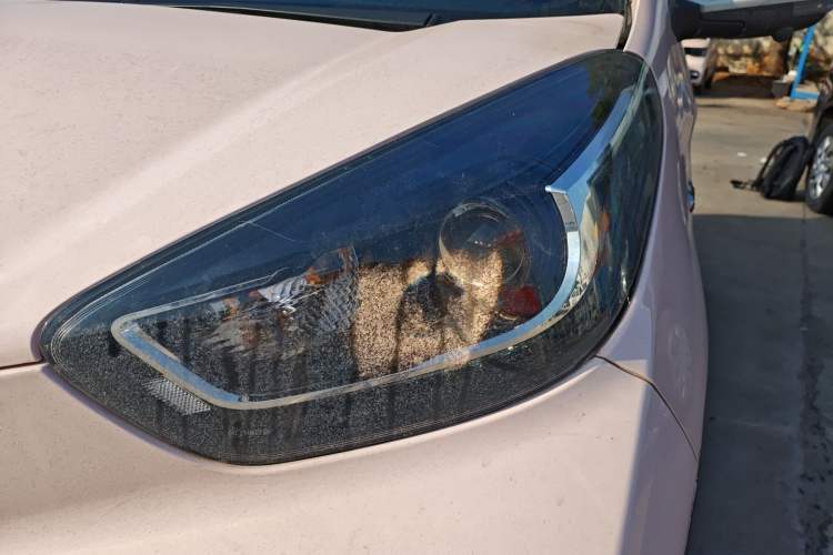 Used Chery Little Ant 2023 301km True Love Plus Version Lithium Iron Phosphate Left Front Headlight