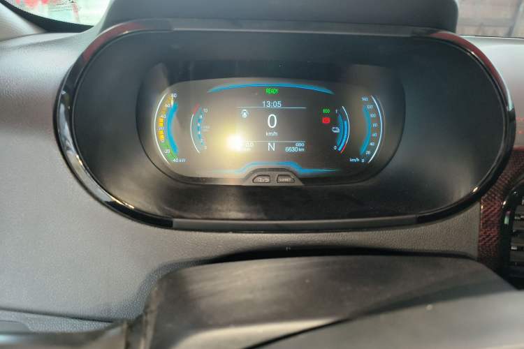 Used Chery Little Ant 2023 251km True Love Edition Lithium Iron Phosphate Odometer Close Up