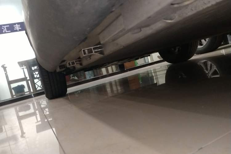 Used Chery Little Ant 2023 251km True Love Edition Lithium Iron Phosphate Right Side Sill