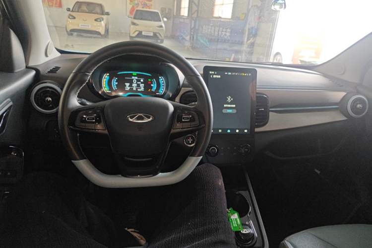 Used Chery Little Ant 2024 Revised Version Youth Edition 251 km True Love Edition 25.05 kWh Center Console