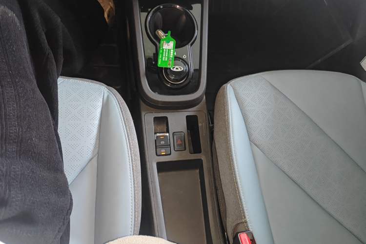 Used Chery Little Ant 2024 Revised Version Youth Edition 251 km True Love Edition 25.05 kWh Gear Lever