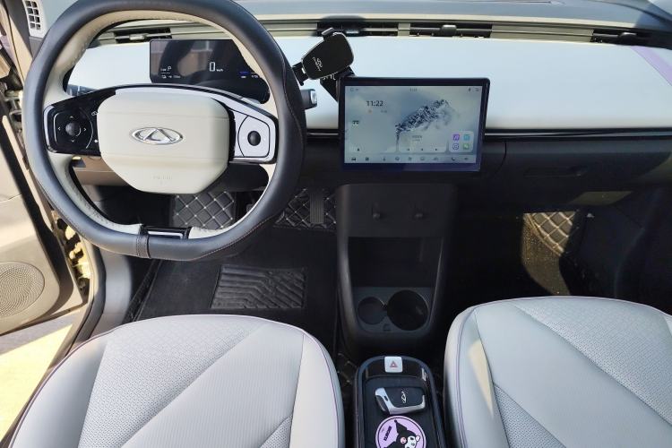 Used Chery Little Ant 2024 Facelifted 321km Beloved Edition Center Console