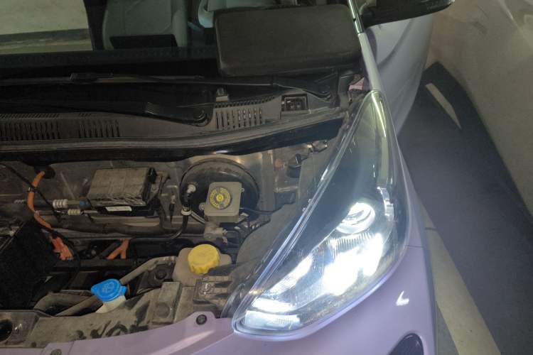Used Chery Little Ant 2024 Facelifted 321km Beloved Edition Engine Bay Left