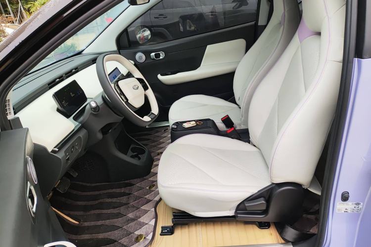 Used Chery Little Ant 2024 Edition Youth Version 321 km Beloved Version 29.23 kWh Left Front Seat