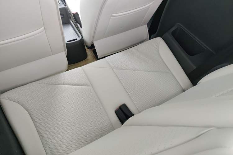 Used Chery Little Ant 2024 Edition Youth Version 321 km Beloved Version 29.23 kWh Left Rear Seat